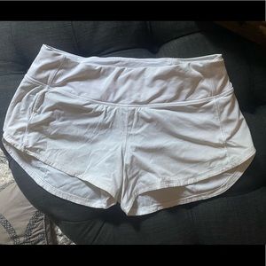 Lululemon Speed Up Shorts 2.5 inch size 4